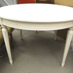 644 3722 DINING TABLE